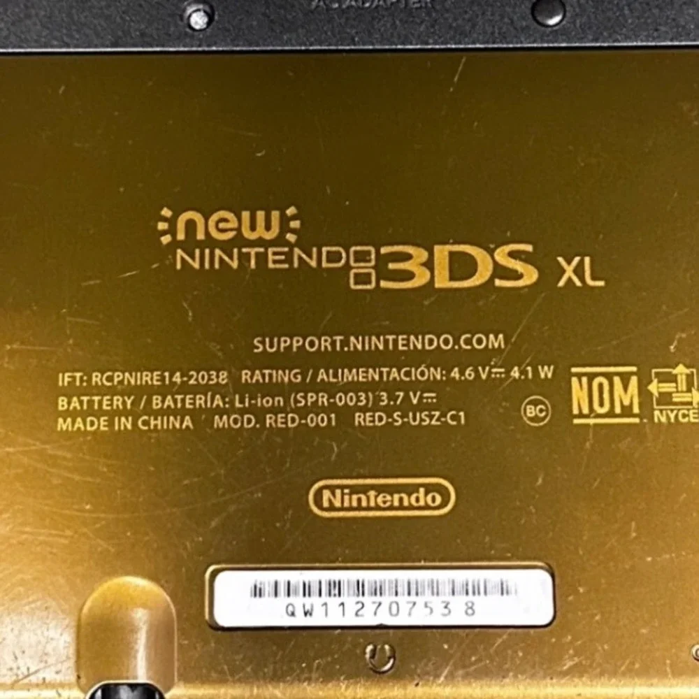 Nintendo offers gold handheld